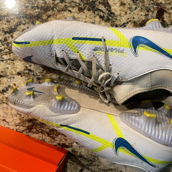 Nike Phantom GT2 Academy DF FG/MG Soccer/Fútbol cleats/boots main image 4
